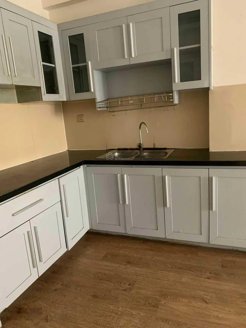 Bán 97m2 3PN2WC giá 1ty990 nhà trống giá cực rẻ tại Era Town Đức Khải gọi và alo e ngay 0869 902 ***
