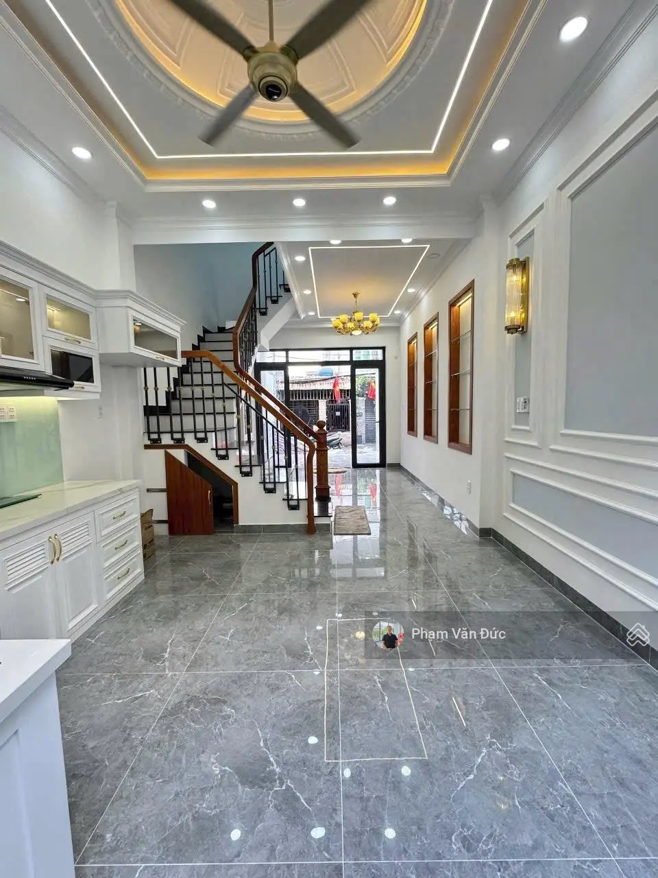 Bán Nhà 4 Lầu Lầu Nhà Mới Tặng Nội Thất Cao Cấp Đường Xe Hơi . 1 Phút Ra Phạm Văn Đồng . Gigamail