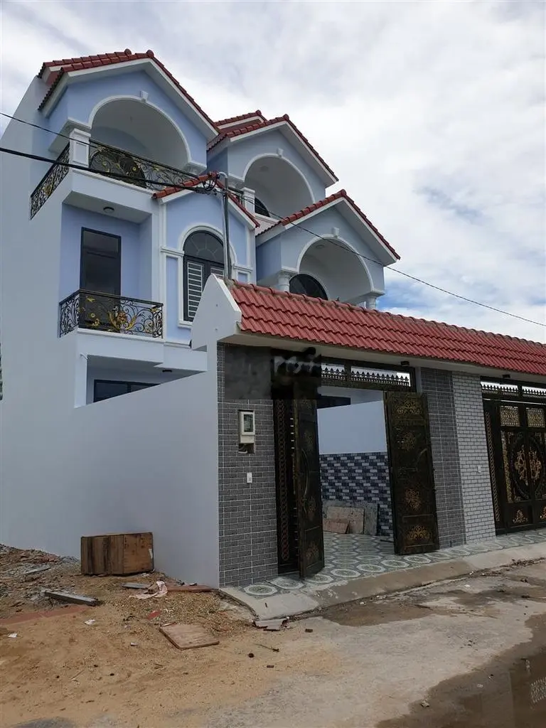Nhà xinh 03 lầu 5m*25m, hẻm Phan Văn Hớn, gần ngã 4 Bà Điểm (giáp Q12)