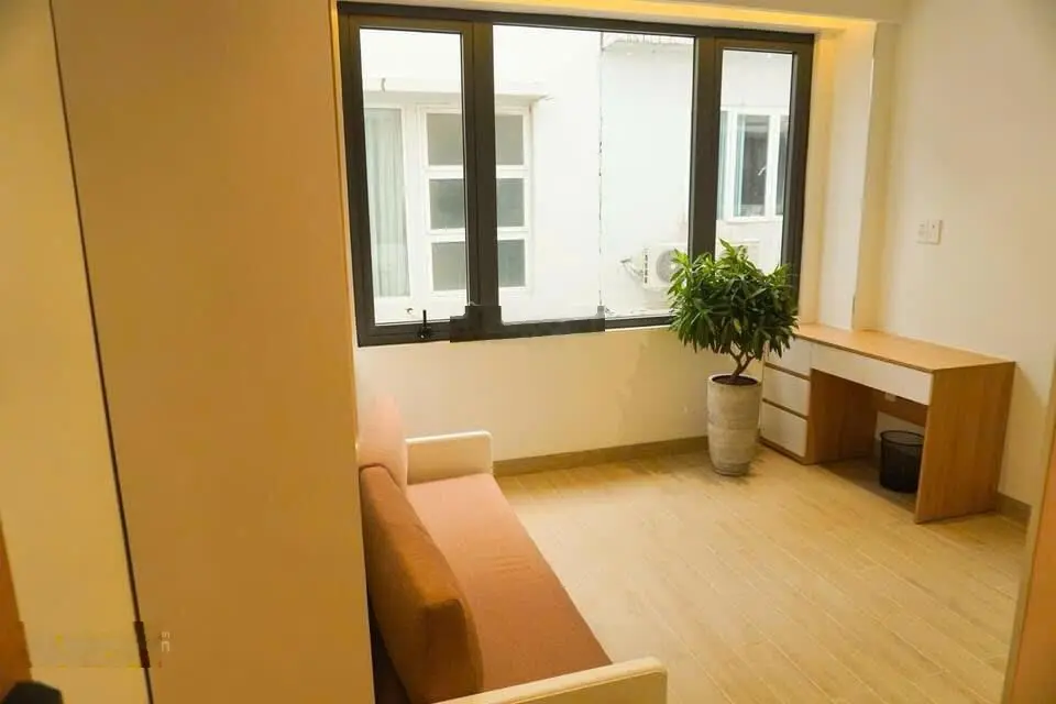 Bán căn R4-79 Hưng Gia, mt 6m, 1 hầm, 1 trệt 4 tầng, có thang máy, dòng tiền trên 70 tr/th