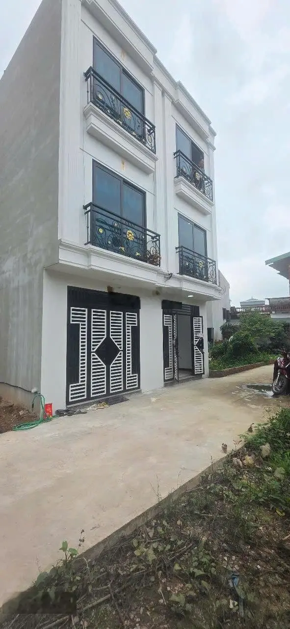 Bán gấp nhà 4 tầng tại Phụng Châu Chương Mỹ