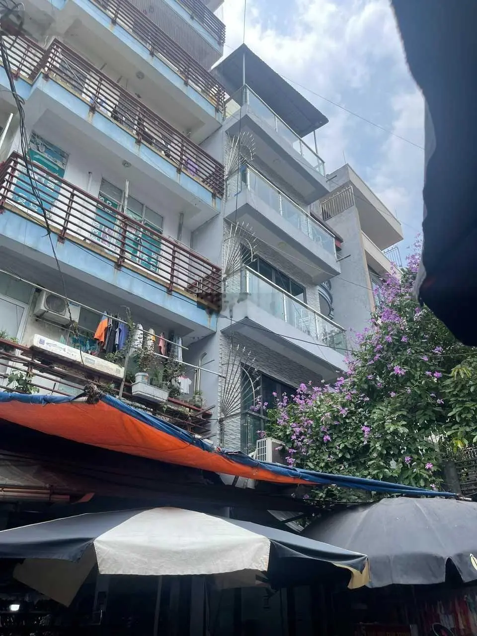 Bán nhà phân lô Tam Trinh DT: 62m2x5T. MT 3.8m, thang máy, vỉa hè, kinh doanh sầm uất. Giá: 16.8 tỷ