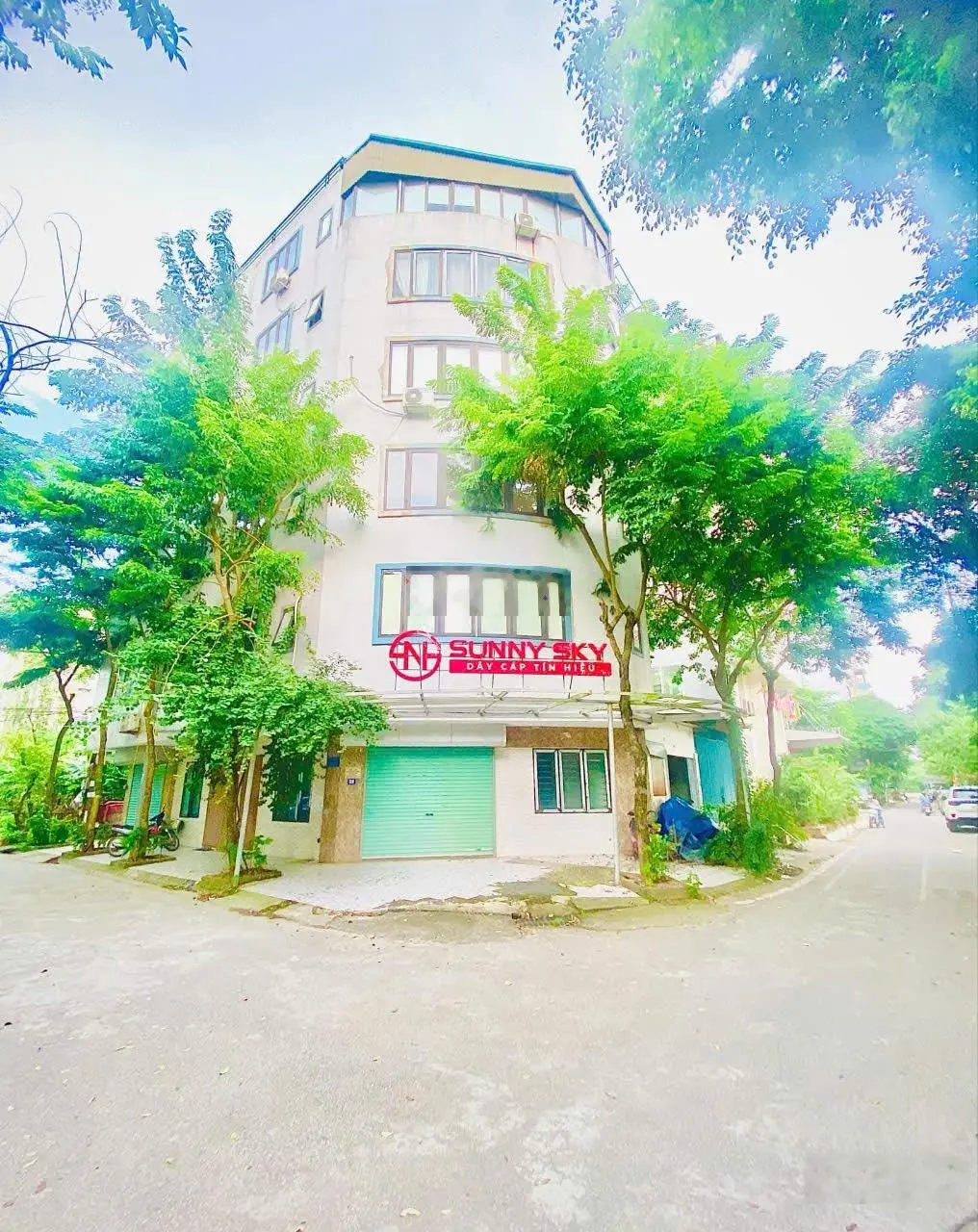 Toà văn phòng tuyệt đẹp phố Hưng Thịnh X2A - khu phân lô vỉa hè 3 ôtô - lô góc 3thoáng - thang máy