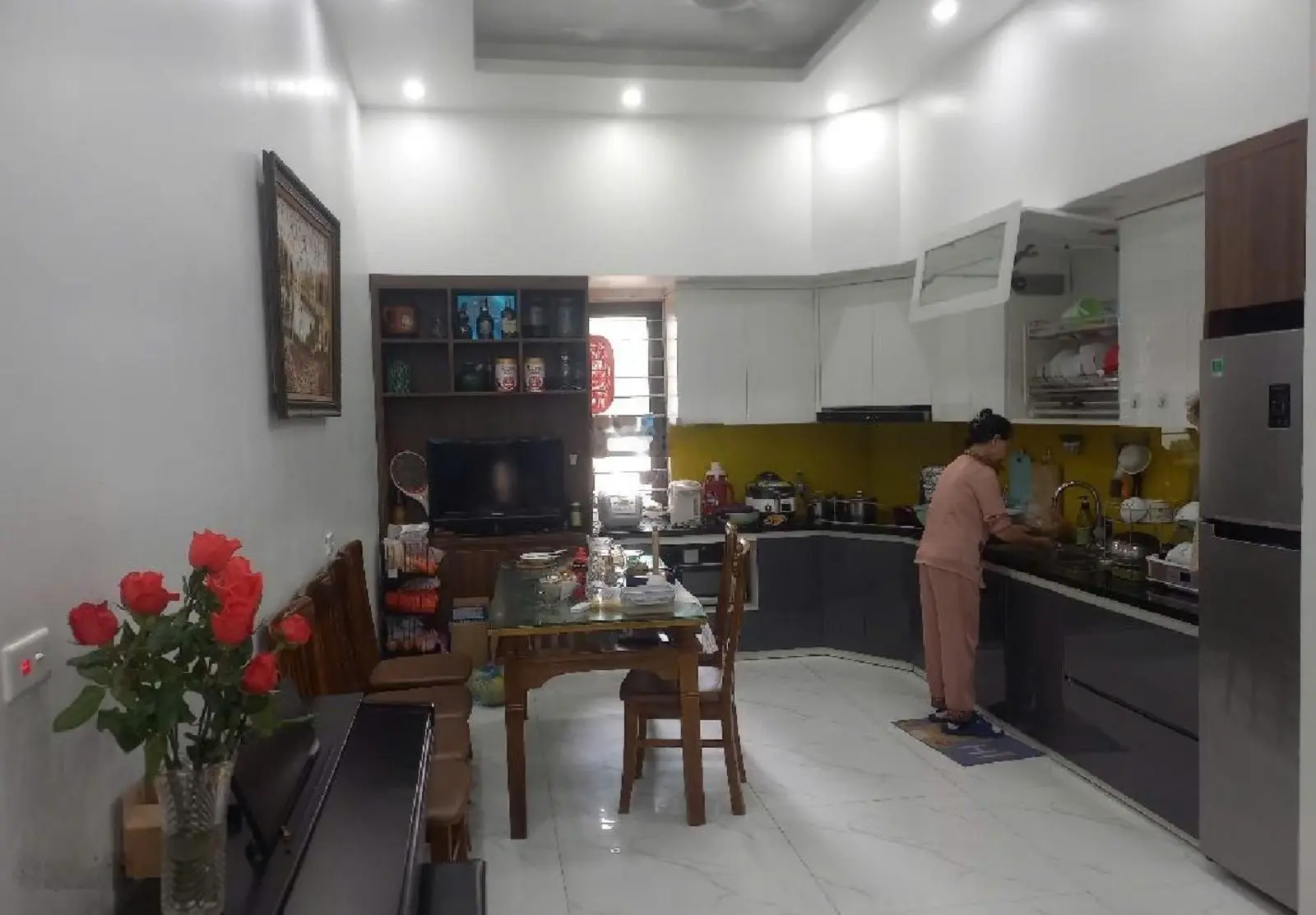 Bán nhà Cầu Diễn 60m2 - 8,8 tỷ ,nhà 2 thoáng ngõ thông, cách 10m ô tô tránh, tặng full N/T, ở ngay