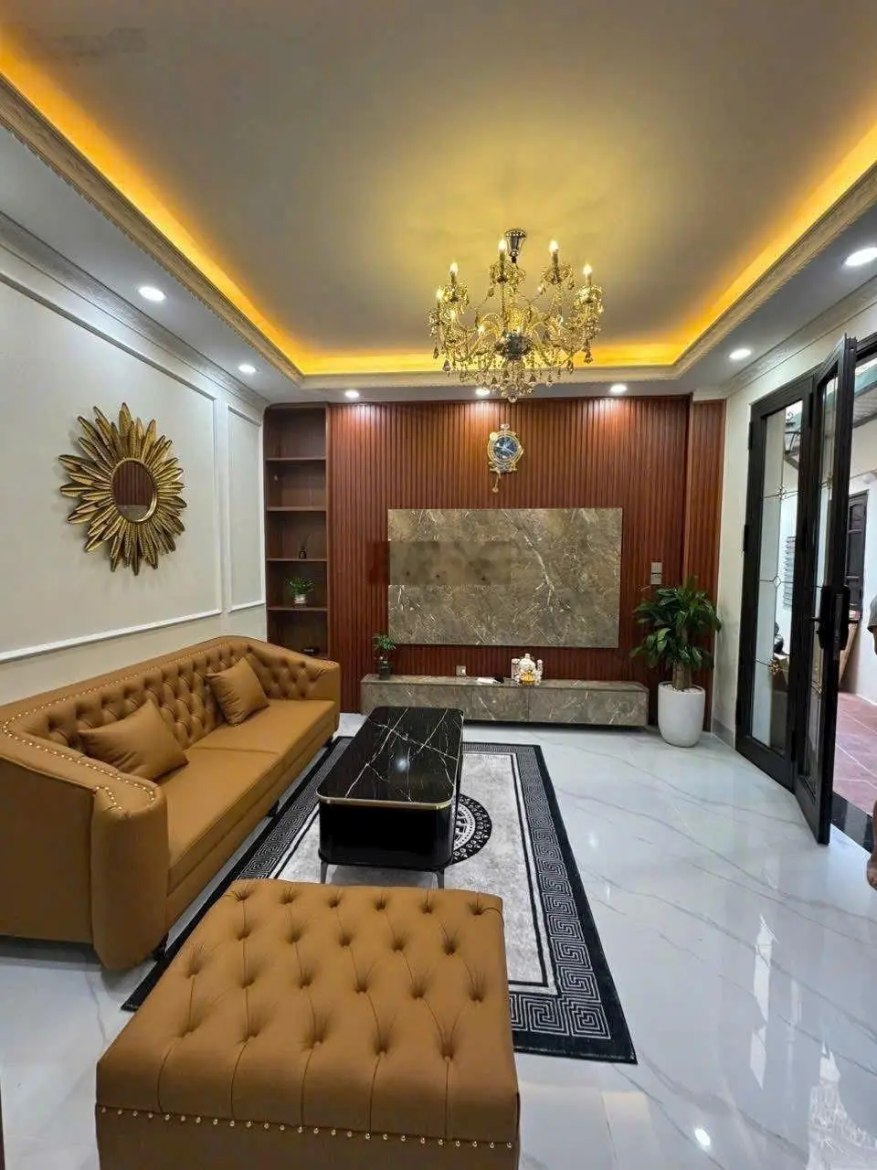 Bán gấp nhà riêng 34m2, 6,2 tỷ tại Đường Tư Đình, Long Biên, Hà Nội. Giáp phố Bồ Đề.