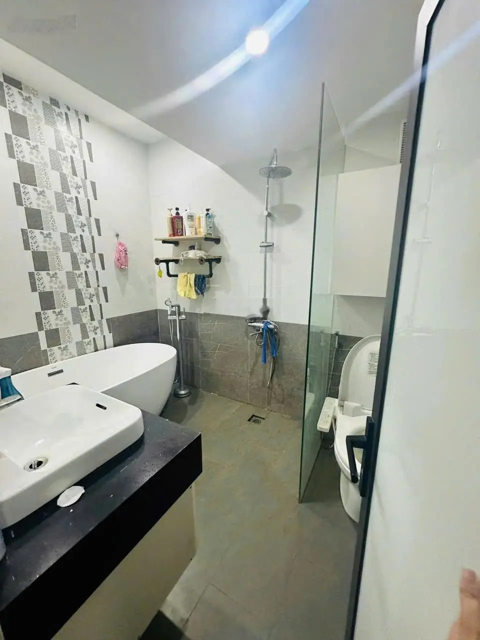 Bán nhà mặt phố Liên Cơ, Huy Du. Vỉa hè, đường rộng 10m, 4 ôtô tránh. Thang máy, kinh doanh, VP