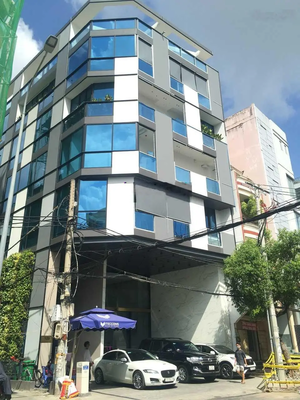 Bán nhà MT Nguyễn Văn Đậu, Quận Bình Thạnh - DT 12x30m - HĐT 150tr/th - giá 53 tỷ TL