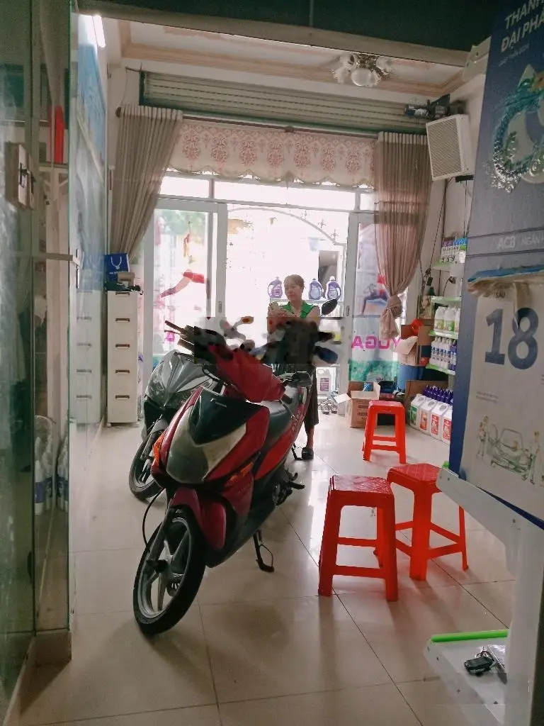 MẶT TIỀN KINH DOANH SÁT CHỢ SƠN KỲ Đỗ Nhuận 8.95 tỷ Phường Sơn Kỳ, Quận Tân Phú. Mô Tả+ DT: 4x16