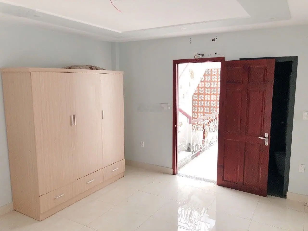 Hạ còn 11.7 tỷ.QUẬN 10 - NHÀ THÀNH THÁI 3 TẦNG ĐÚC BTCT - TRƯỚC NHÀ GẦN 5M