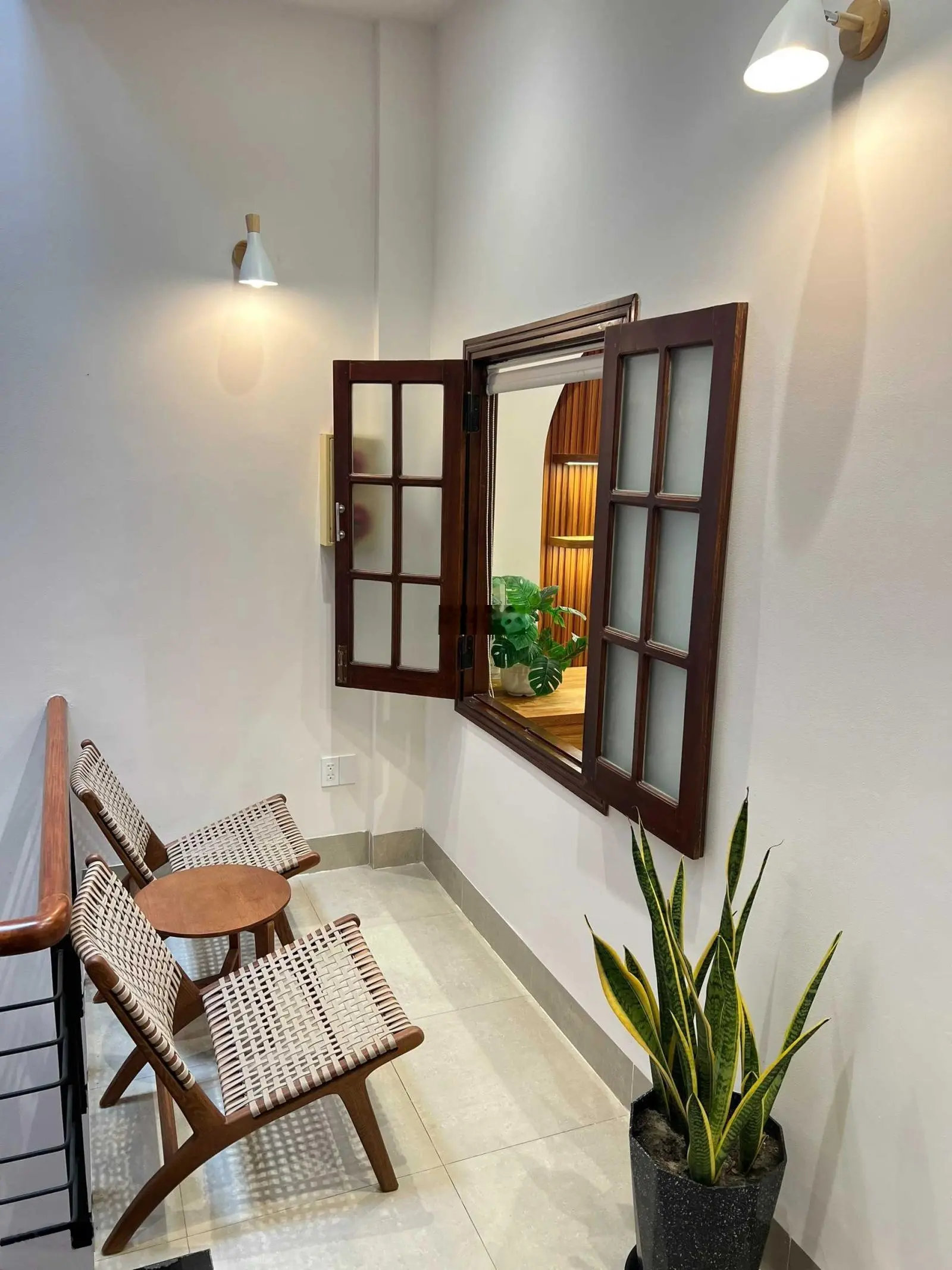 Bán nhà ven biển Mỹ Khê vị trí VIP sát Hồ Nghinh, giá đầu tư tốt