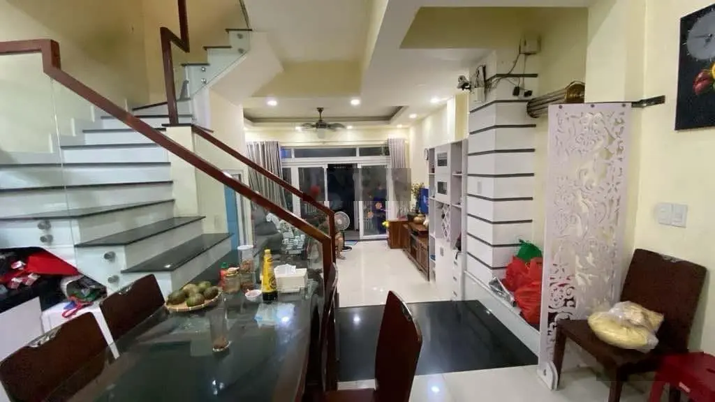 Hàng hót 3 tầng khu dân cư an ninh cao 60m2 hẻm xe hơi giá nhỉnh 5 tỷ