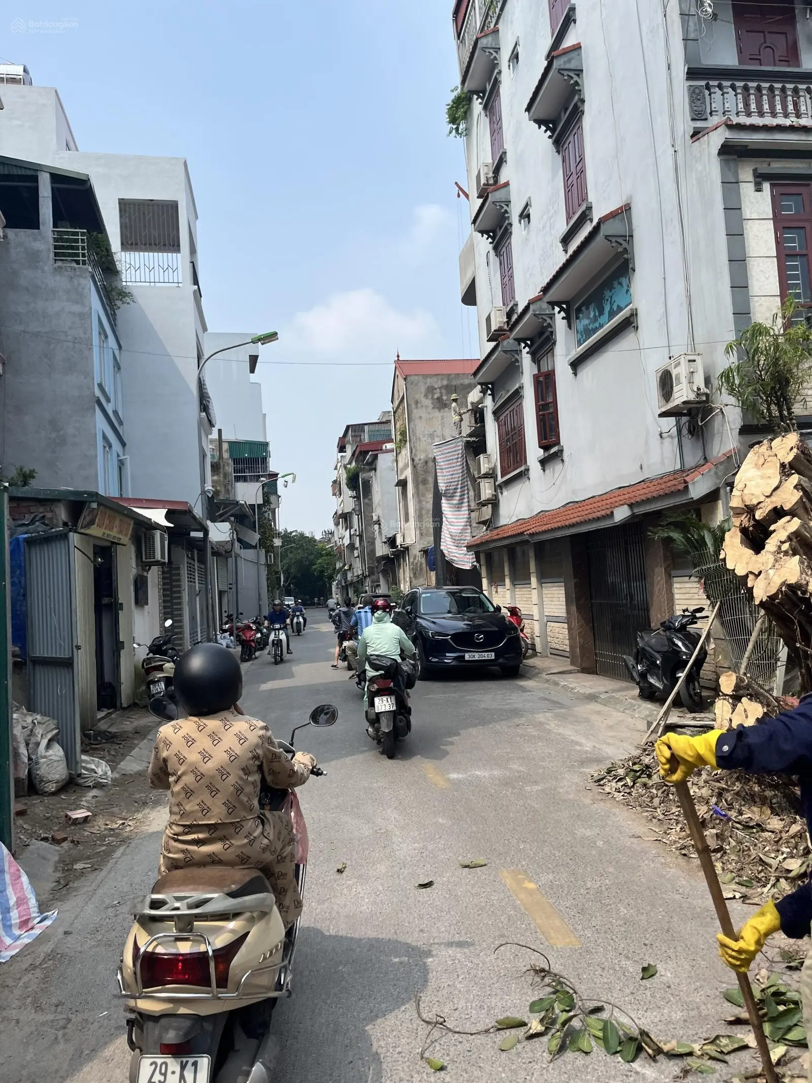 BÁN NHÀ ĐẸP 83m2 NGÕ 195 VŨ XUÂN THIỀU LONG BIÊN HÀ NỘI/2 MẶT NGÕ/CHỈ VIỆC XÁCH VALI VỀ Ở