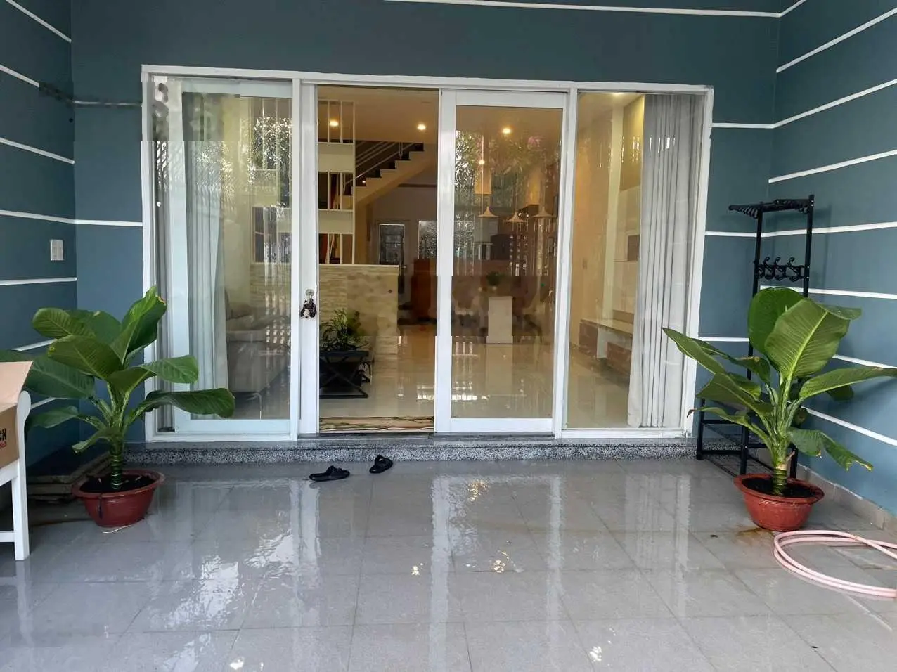 Nhà 3 tầng KĐT Mỹ Gia có sổ hồng chỉ 6,2 tỷ full nôị thất. LH: 0931 800 ***