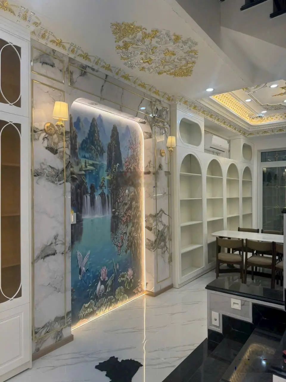 Bán biệt thự cổ điển vàng hẻm xe hơi Đào Tông Nguyên Nhà Bè - gara xe hơi - DT 95m2. LH 0788911161