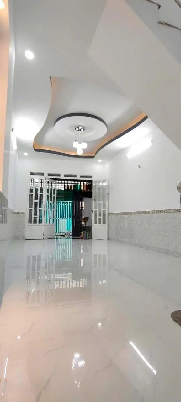 Nhà diện tích lớn vừa hoàn thiện - TT. Nhà Bè