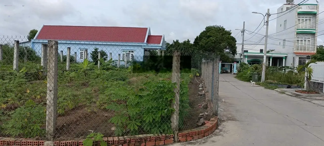 Bán gấp đất thổ cư 120m2/480tr Đ. Đồng Khởi, P. 9, Trà Vinh gần Co. Op Mart Trà Vinh, sổ hồng riêng