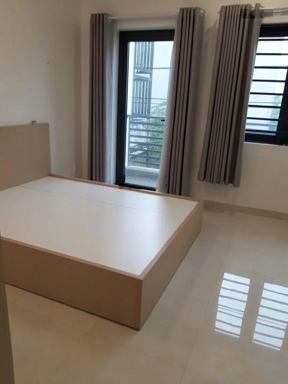 Nhà 3 tầng TNPA Giáp TNPB 2' Ra Lê Văn Việt DT 5*16=80m2 đường 7m Oto tránh thông nhà đẹp ở ngay