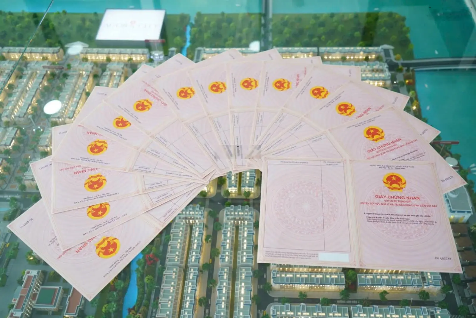 Bán nền 108m2 thổ thị trấn thủ thừa - ngay trung tâm hành chính mới - giá 1.8 tỷ
