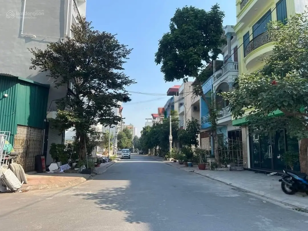 Cần bán lô đất mặt đường Phan Huy Chú check kđt Hud Trầu Cau, Bò Sơn 4, tp Bắc Ninh. Giá chỉ 8,x tỷ