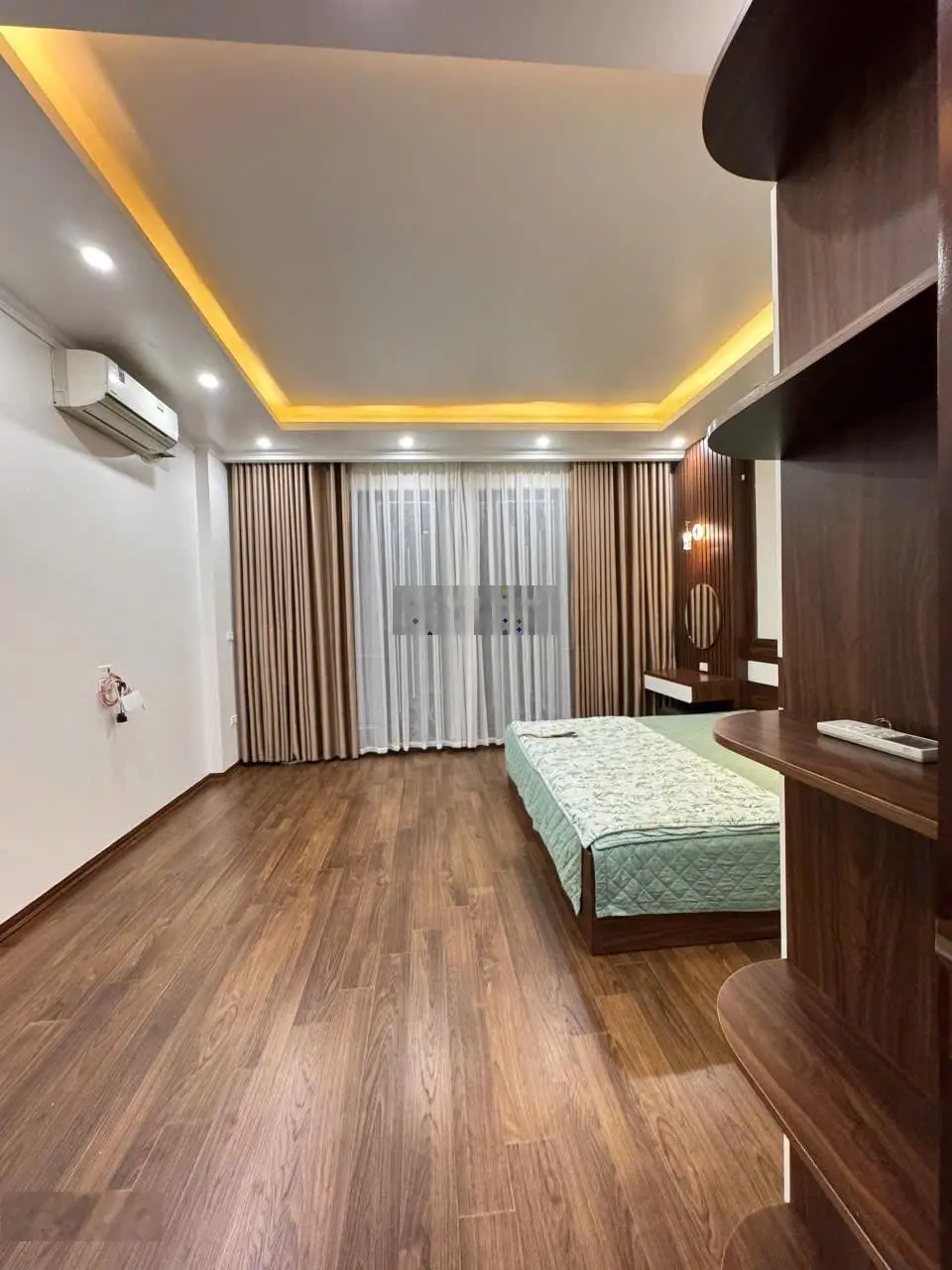 Dịch Vụ Cửa Phủ, La Khê, Hà Đông 50m 7T. Thang máy, Vỉa hè, ô tô, KD. Chỉ hơn 17 tỷ.