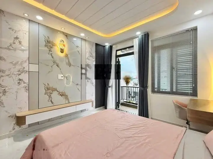 Lô góc 2 thoáng phố Vũ Ngọc Phan, mới đẹp full nội thất, ngõ thông, cách ô tô 50m, dt 41m2 * 5 tầng