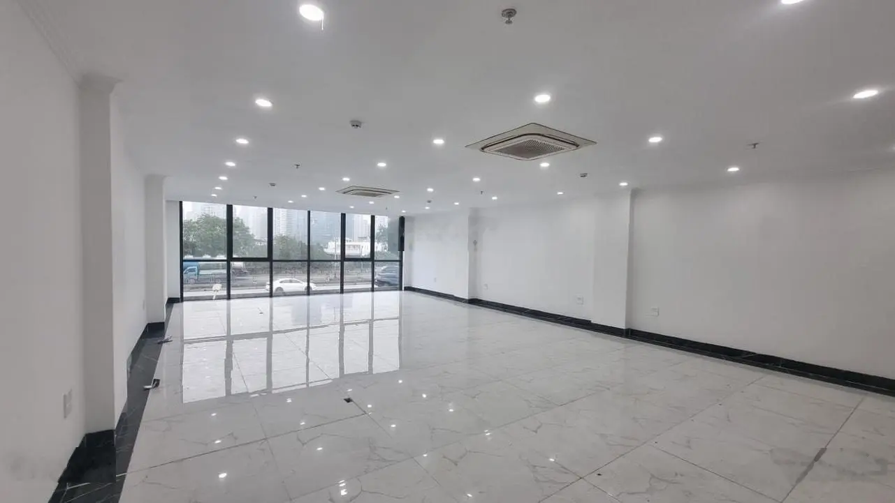 Nhà mặt phố Q. Hai Bà Trưng, 180m2 MT 9m, 7 tầng, cho thuê 200tr ngay ngã tư Bạch Mai - Thanh Nhàn