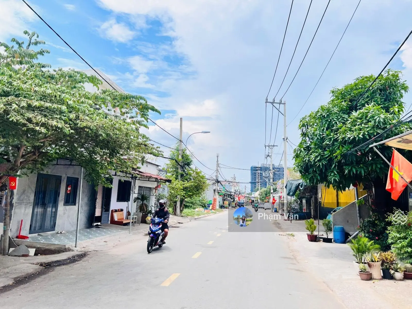 Chỉ 4 Tỷ nhỉnh - có Nhà còn mới vào ở ngay- sát đường Tô Ngọc Vân - 83m( ngang 4.6m)