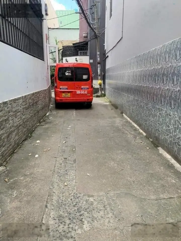 Bán căn Phan Chu Trinh, Phường 24, Bình Thạnh 50m2 giá 3ty650 sổ sẵn