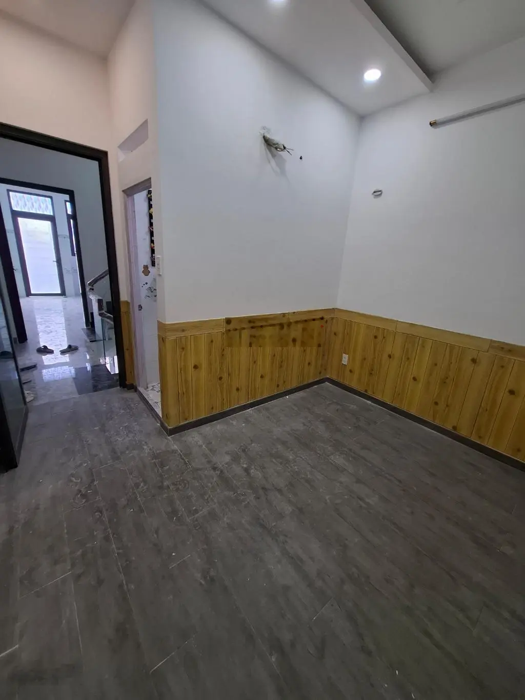 Bán nhà Tôn Thất Thuyết Quận 4 - 4 tầng đúc - 42m2 - 4 tỷ hơn - vừa ở vừa kinh doanh
