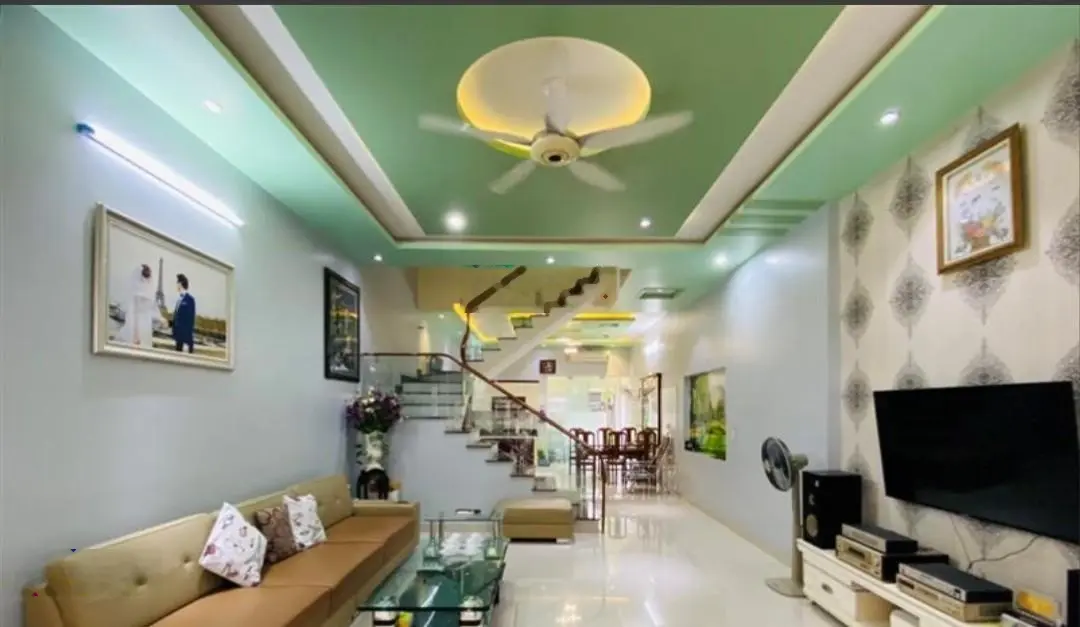 Bán nhà 3 tầng 100m2 ngang 5m ngõ to 15m đường Trung Lực giá hợp lý. Liên hệ 0936 577