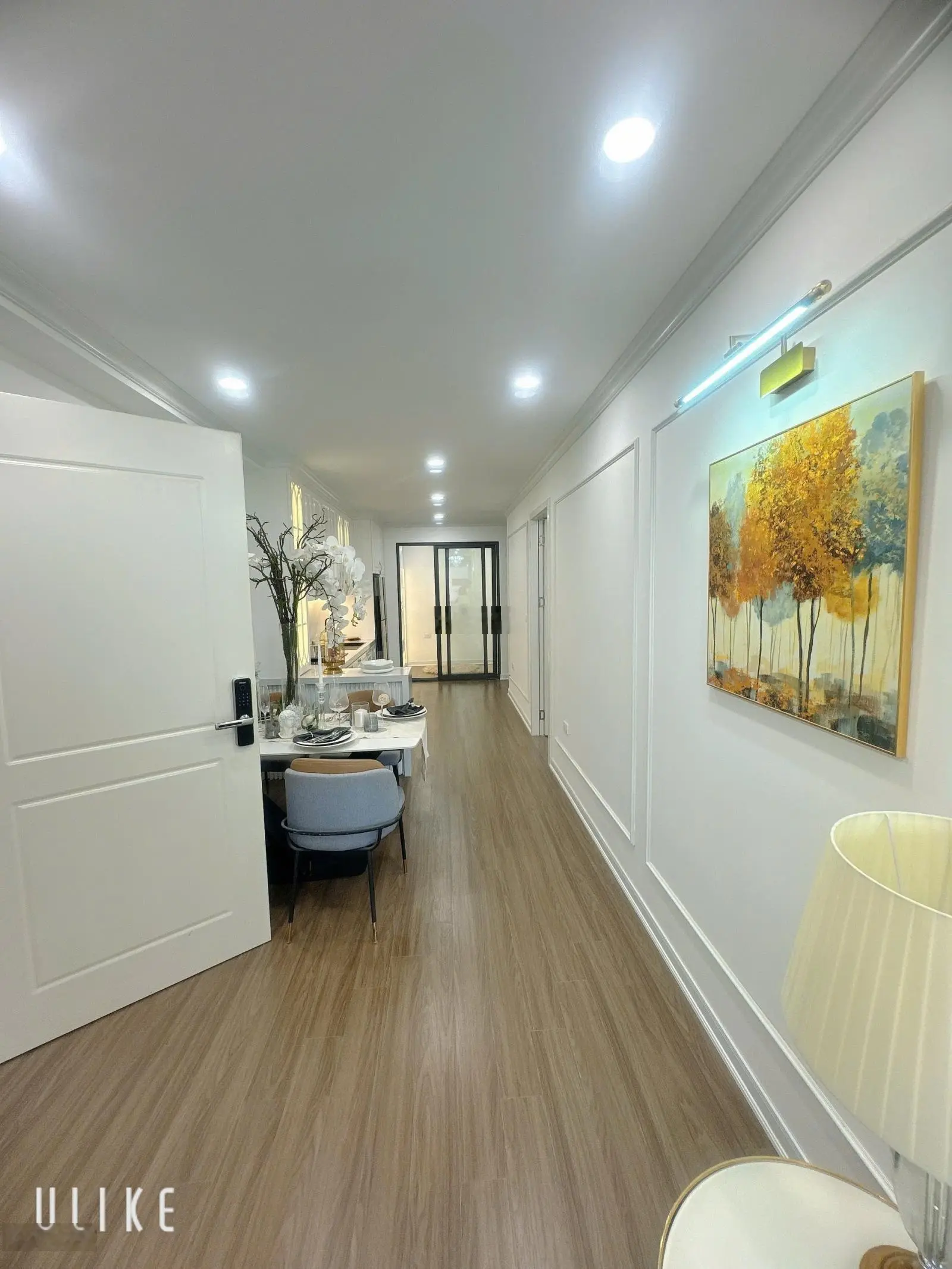 Chị gái bán căn hộ 2PN+1 2VS giá 2,800,000 Lotus Star Bắc Giang giá tốt nhất. Nhận nhà đón Tết 2025