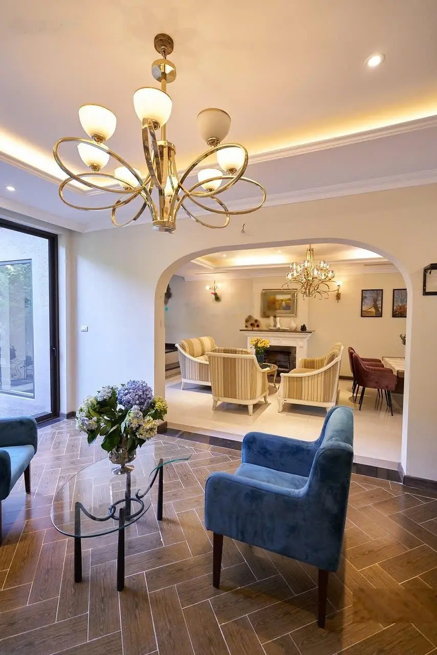 Bán biệt thự khu đô Thị Nam Thăng Long, Tây Hồ: Diện tích 296m, mặt tiền 33m, 3 tầng. Cực Hiếm
