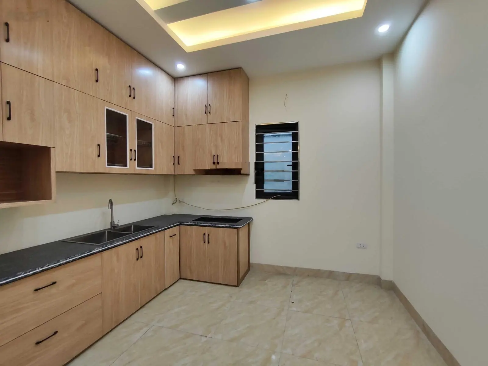 Biệt Thự Louis Hoàng Mai Tân Mai diện tích 267 m2 5 tầng giá 57.9 tỷ .
