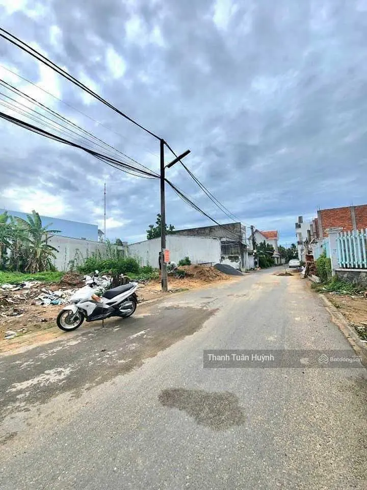 Cần ra đi lô đất Đ.Lê Vũ Trường Điền, Gần Coopmart Duyên Hải, Trà Vinh DT 120m2/ giá 450tr .Sổ Sẵn
