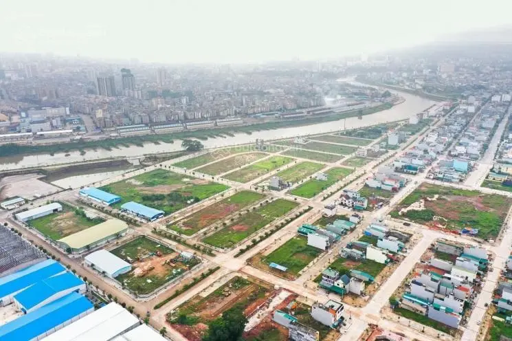 Bán đất trung tâm đường đôi Ka Long Riverside Thành Phố Móng Cái