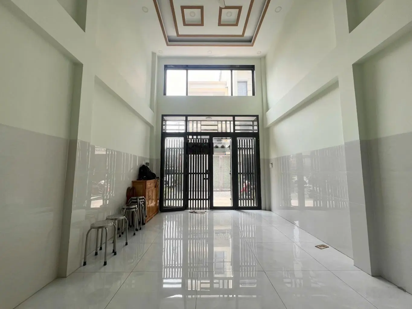 Bán NR 4PN, 4WC, 60m2, 6,5 tỷ tại Hoàng Hữu Nam, Long Thạnh Mỹ, Q9, TP.HCM - HOT!