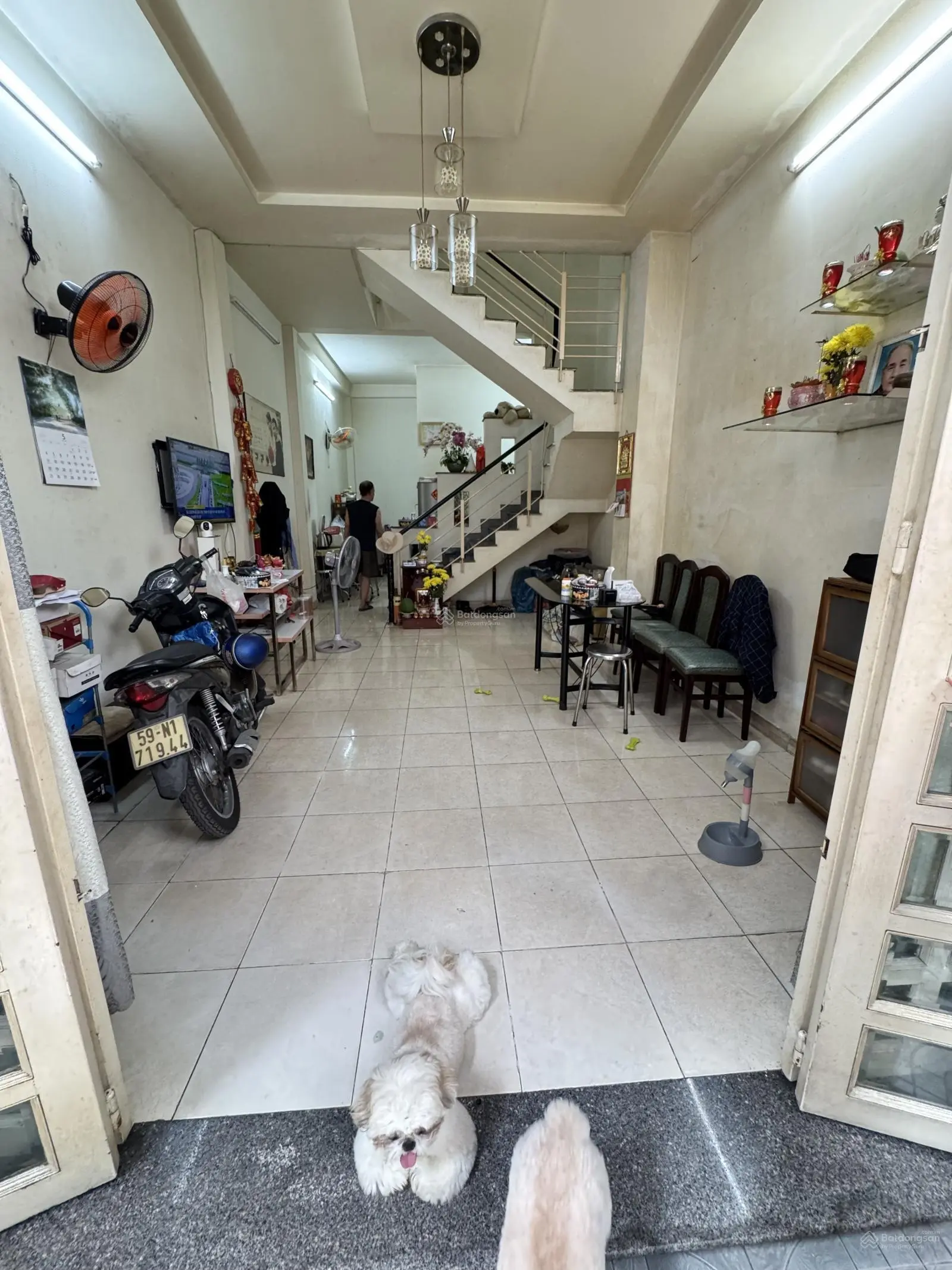 Cần bán gấp nhà phố bình tân gần chợ, tiện ở hoặc đầu tư