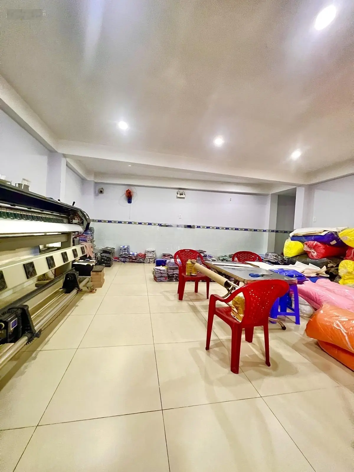 Bán căn nhà 5 tầng Trịnh Đình Trọng, Tân Phú, 100m2 ngang lớn 6m, hẻm ô tô kinh doanh