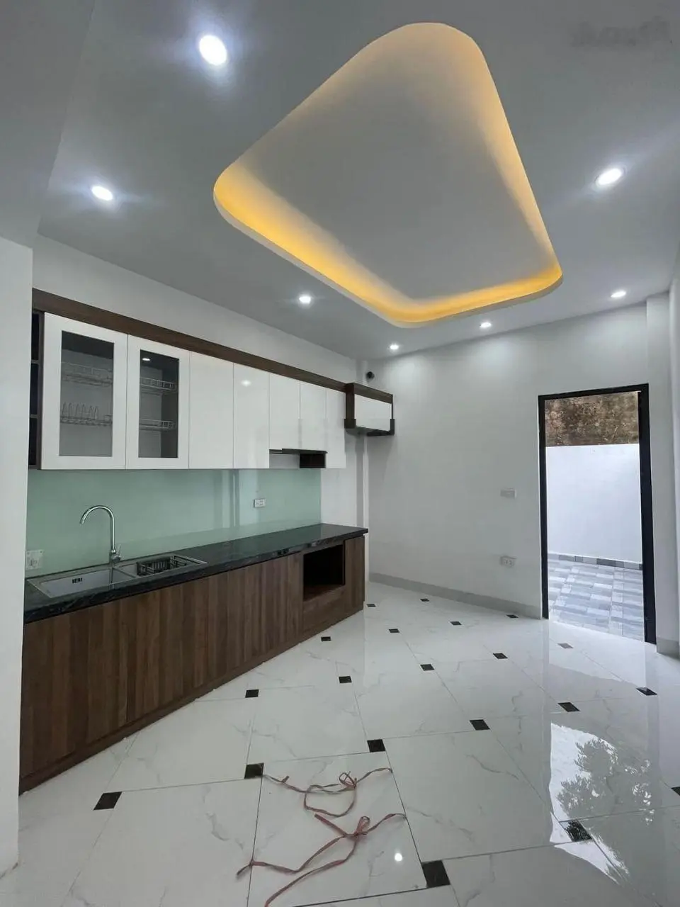 Bán căn 65m2x3T, Đại Tảo, Oto đỗ cửa ngày đêm, gần trường, chơ, UBND