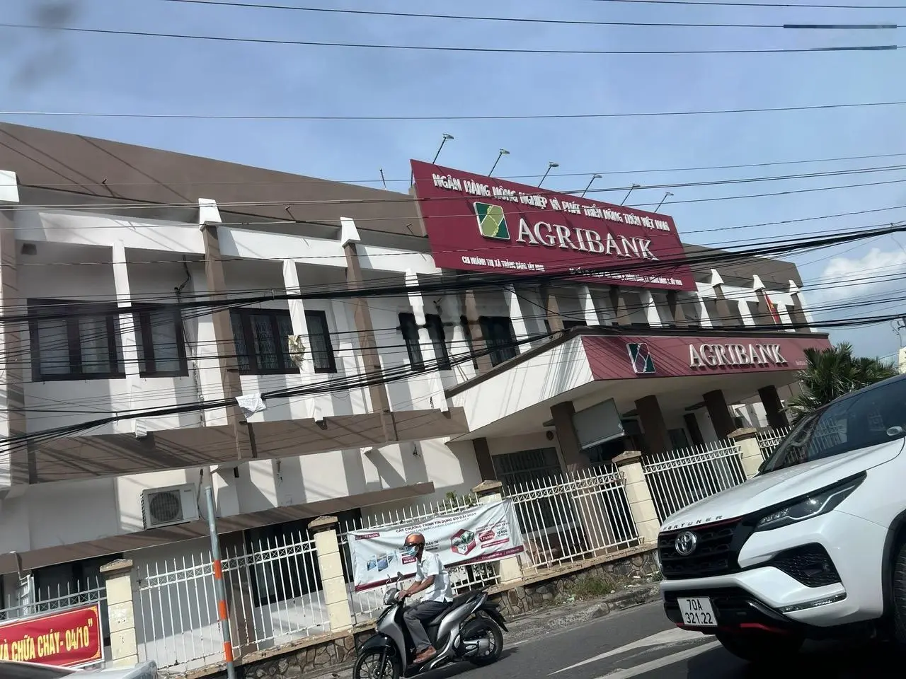 Bán gấp Mặt Tiền Xuyên Á Thị Xã Trảng Bàng Tây Ninh: 48mx100 (4800m2), 300TC. Giá: 62 tỷ TL