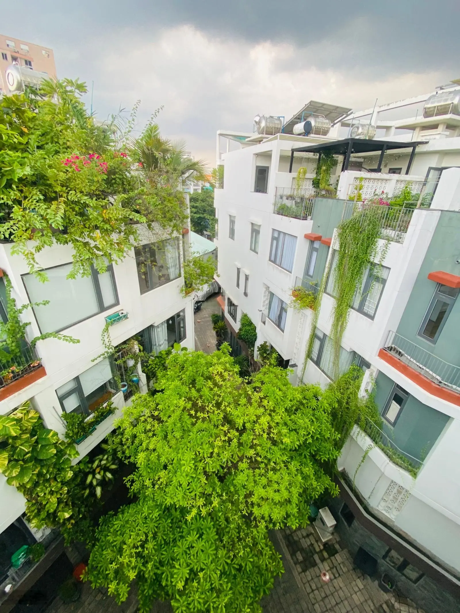 Bán nhà 5 tầng, 60m2 (5x12m), khu phân lô an ninh, ngay Him Lam Chợ Lớn đường Hậu Giang, Quận 6