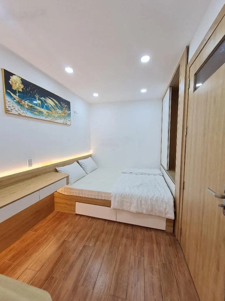 Bán nhà chính chủ tại hẻm 146 Vũ Tùng P2 Bình Thạnh - DT: 44m2 - Giá 2 Tỷ 390. Sổ riêng, HĐT 13tr/t