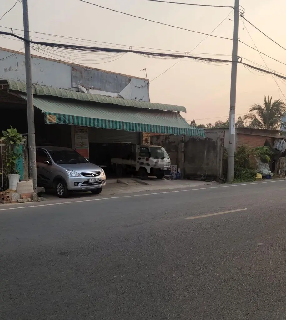 Bán nhà 650 triệu, diện tích 120m2 tại N2, Thị trấn Hậu Nghĩa, mặt tiền kinh doanh
