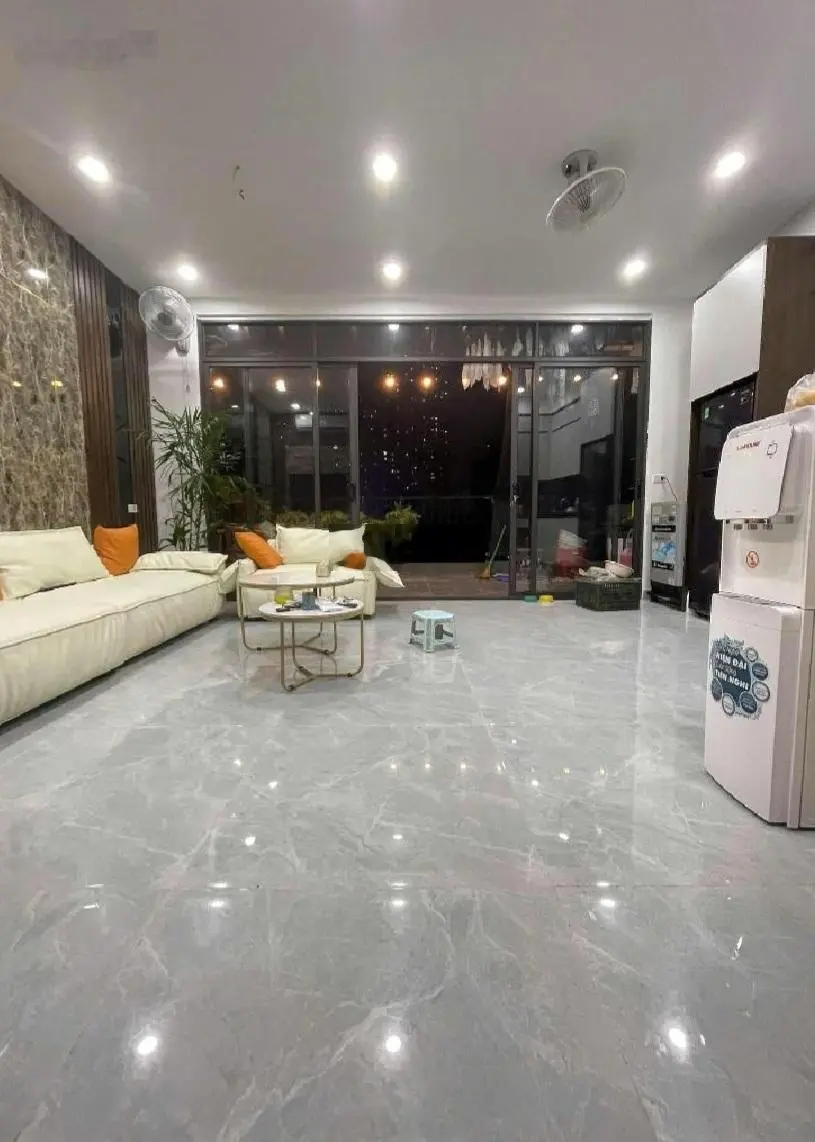 Bán tòa văn phòng xây mới Trần Phú, Hà Đông 16,5 tỷ 52m2, mặt tiền 6,2m, 7 tầng thang máy