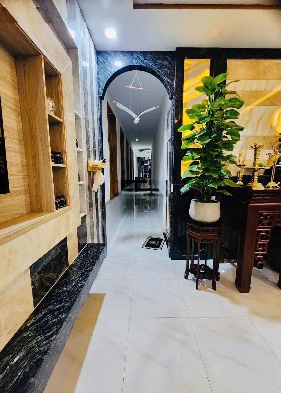 Bán nhà đẹp trung tâm Phước Đồng Nha Trang. Bán nhà mới Nha Trang