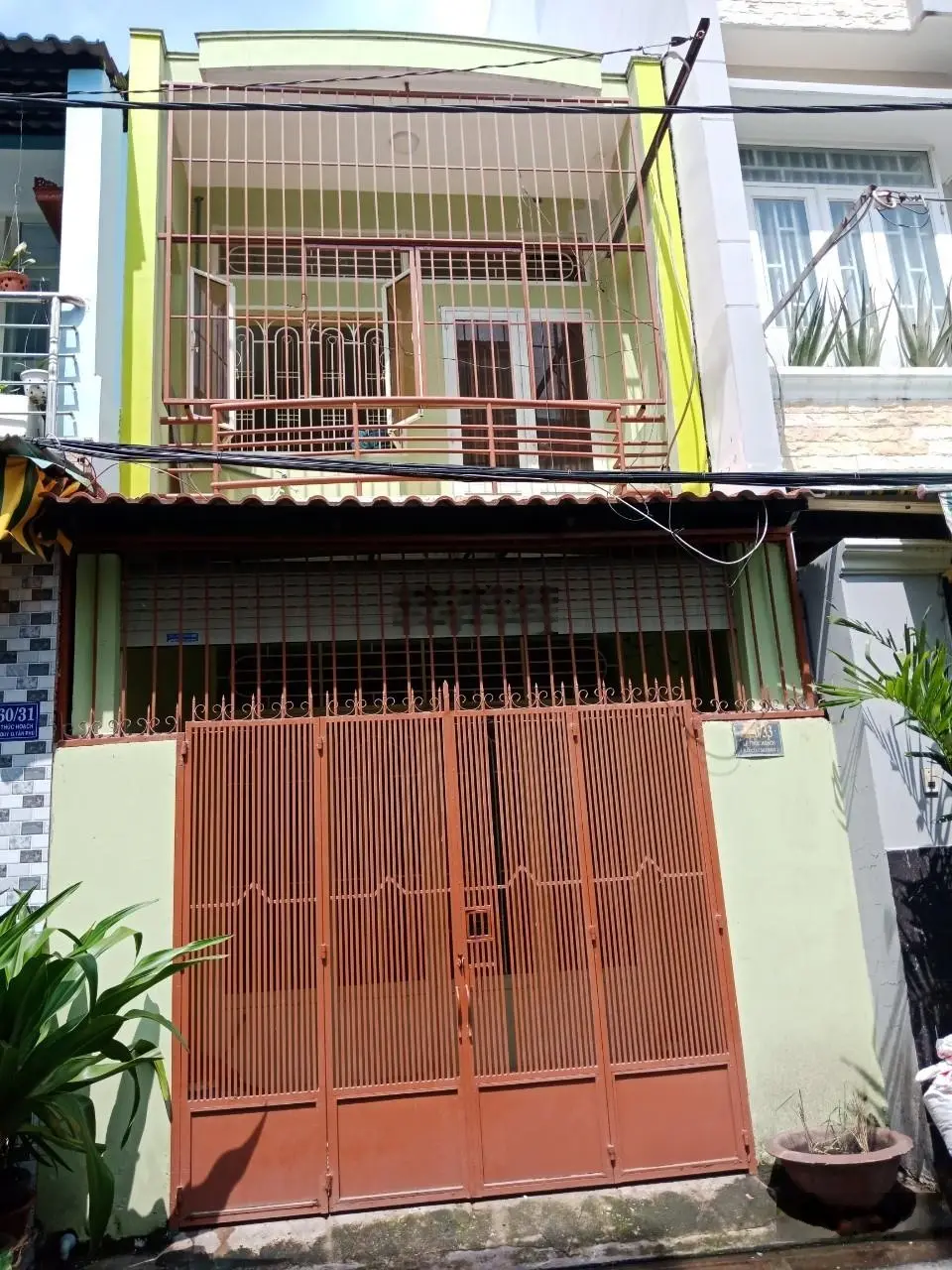 Hẻm xe hơi thông đường Tân Hương P. Tân Quý DT 4mx12m giá 4,8 tỷ