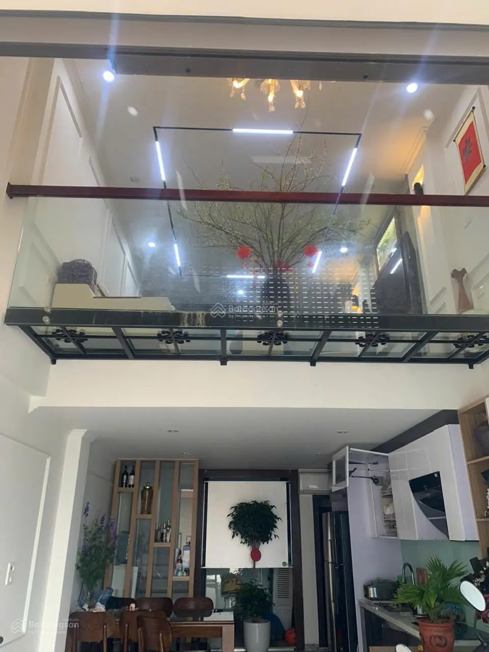 Cần bán gấp nhà 40m2 MT 4m đường phân lô ô tô tránh nằm trong KĐT cách Mỹ Đình 3km