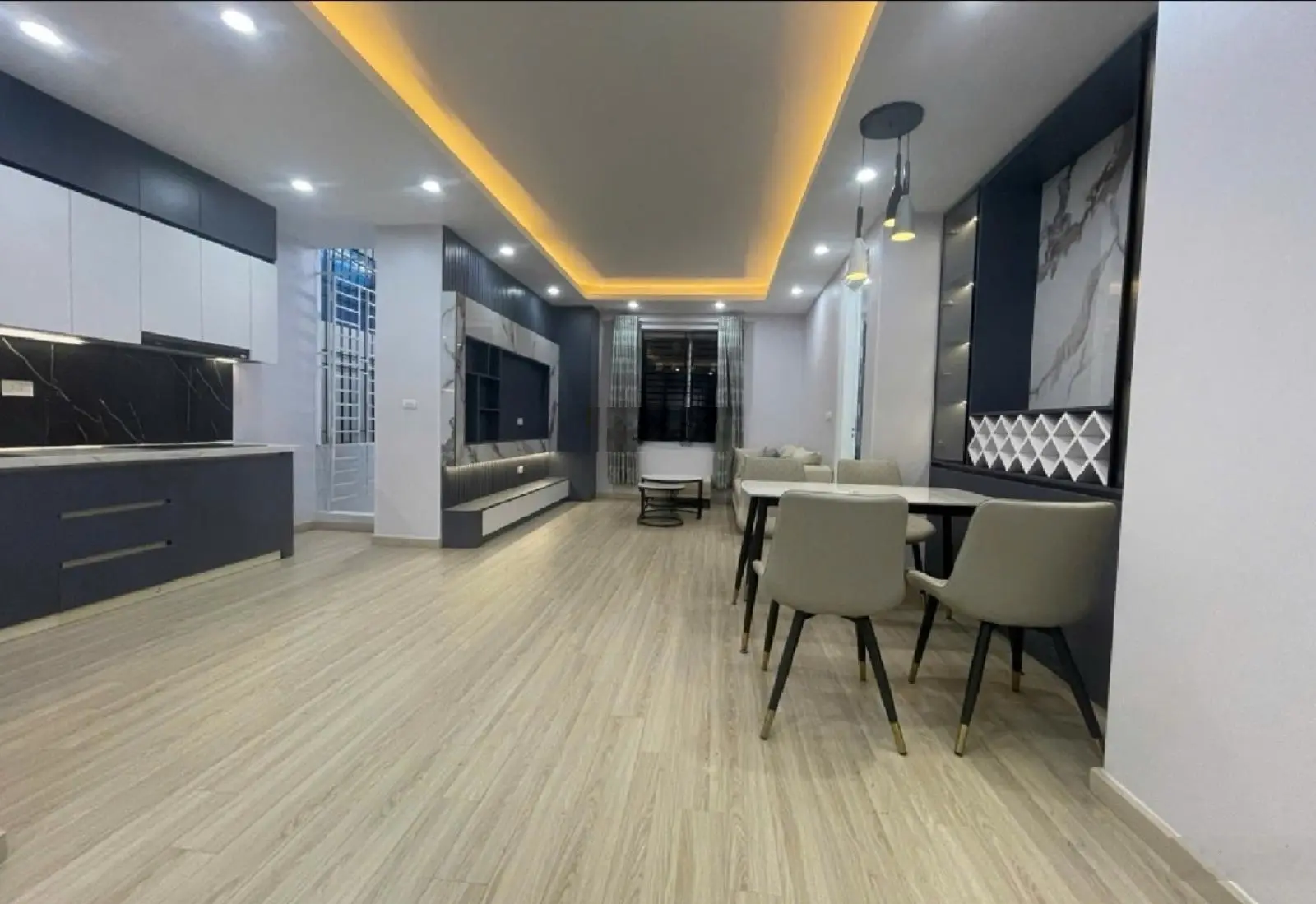 Siêu hiếm ! c.h t/p giao lưu - 76m - 1pk - 2pn - nt đẹp - ở ngay - giá 4,15 tỷ