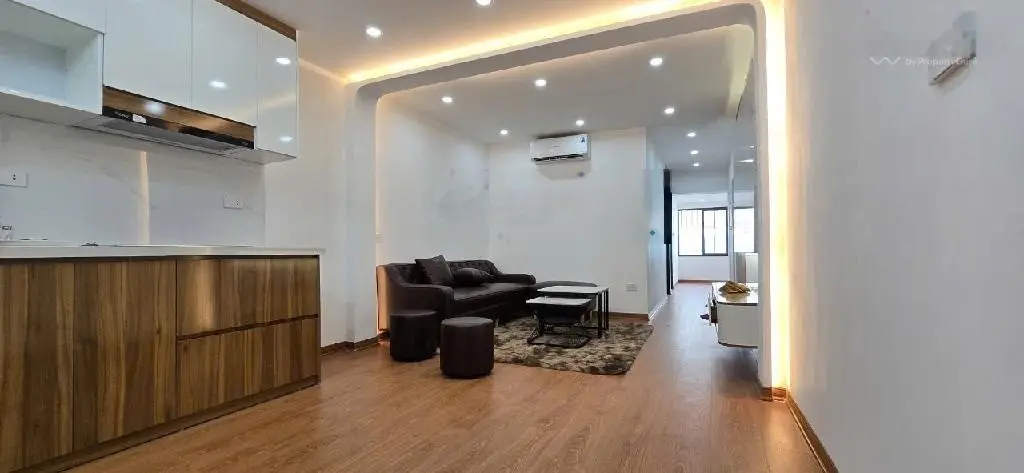 Bán căn TT Phương Mai - Đống Đa - lô góc - full nội thất - ở sướng - DT 60m2 giá 2.69 tỷ