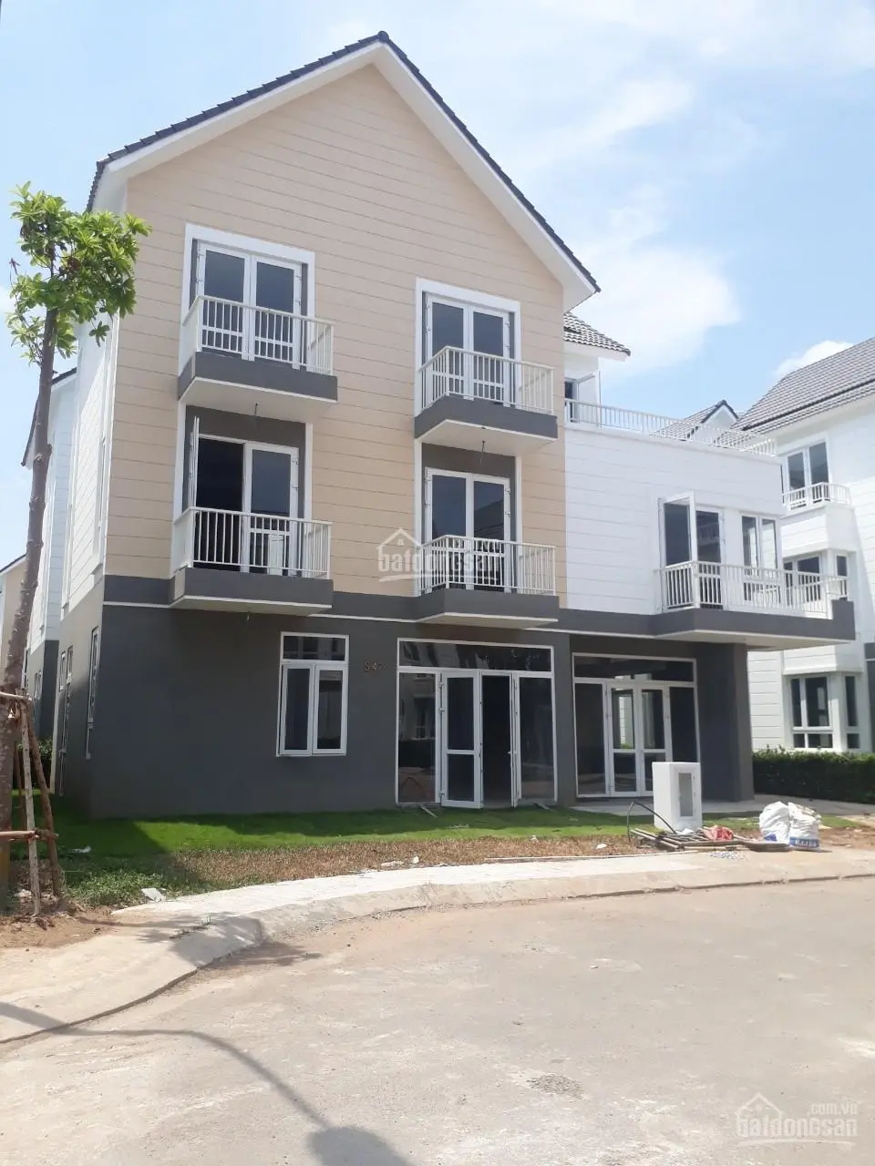 ĐL Park Riverside 340m2/36 tỷ - SL View sông 136m2/16.5 tỷ. ĐL 216m2/ 21 tỷ - căn góc 150m2/ 18tỷ